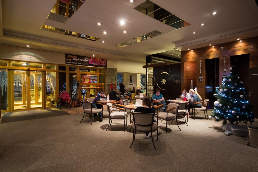 Hotel Junior Jasna Deménvölgy Kültér fotó