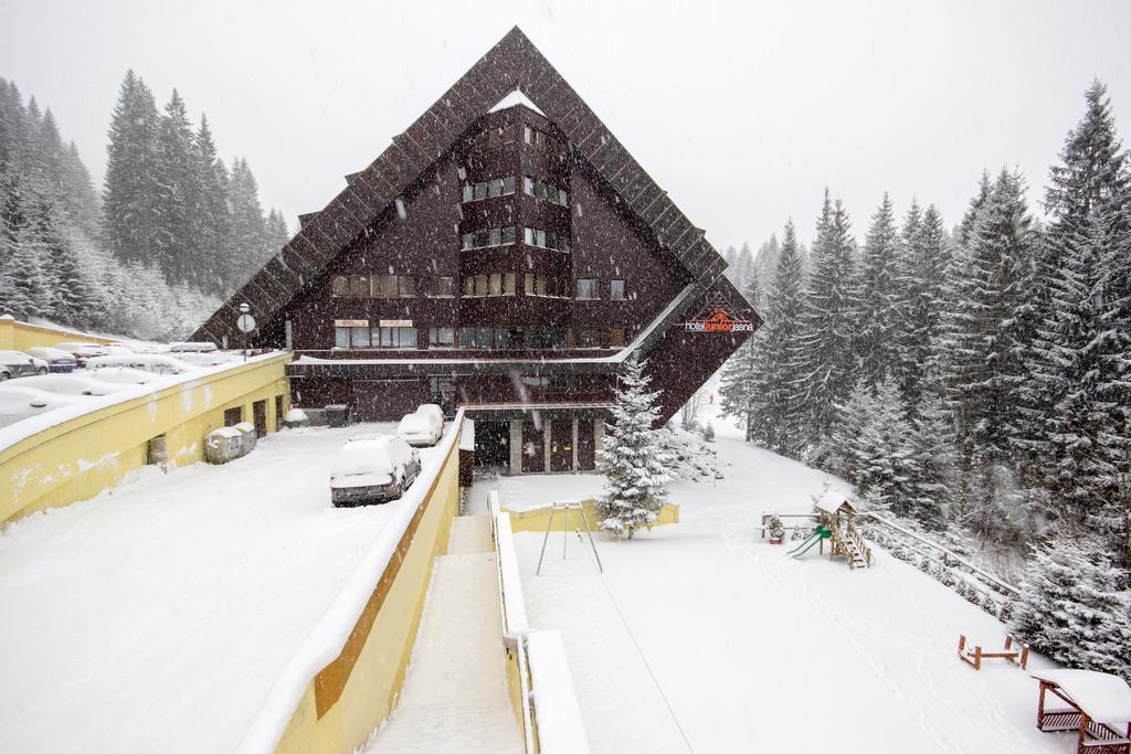Hotel Junior Jasna Deménvölgy Kültér fotó